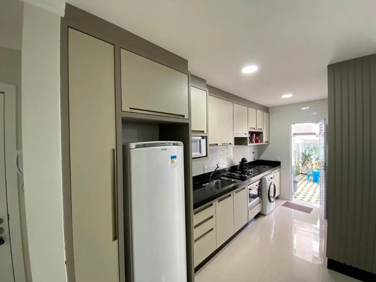 Apto Garden Com 2 Suites - Bombas, Bombinhas-Sc