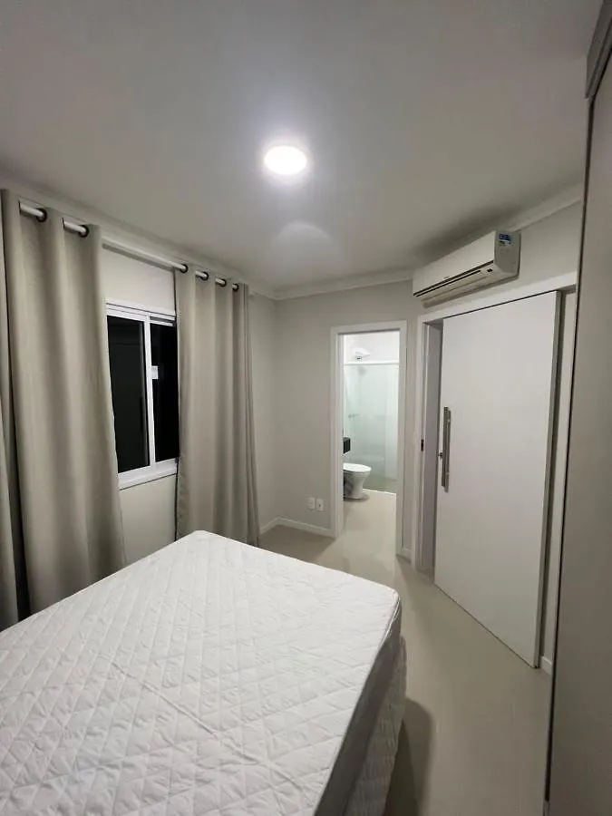 Apto Garden Com 2 Suites - Bombas, Bombinhas-Sc